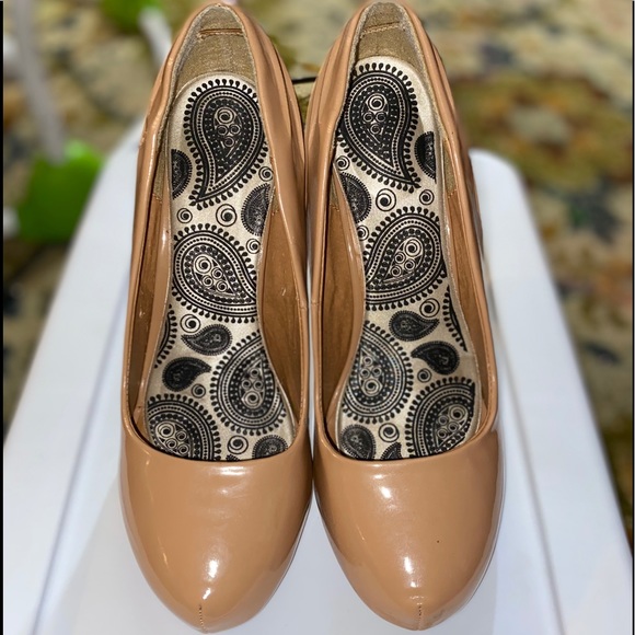 Light pink heels - Picture 1 of 4